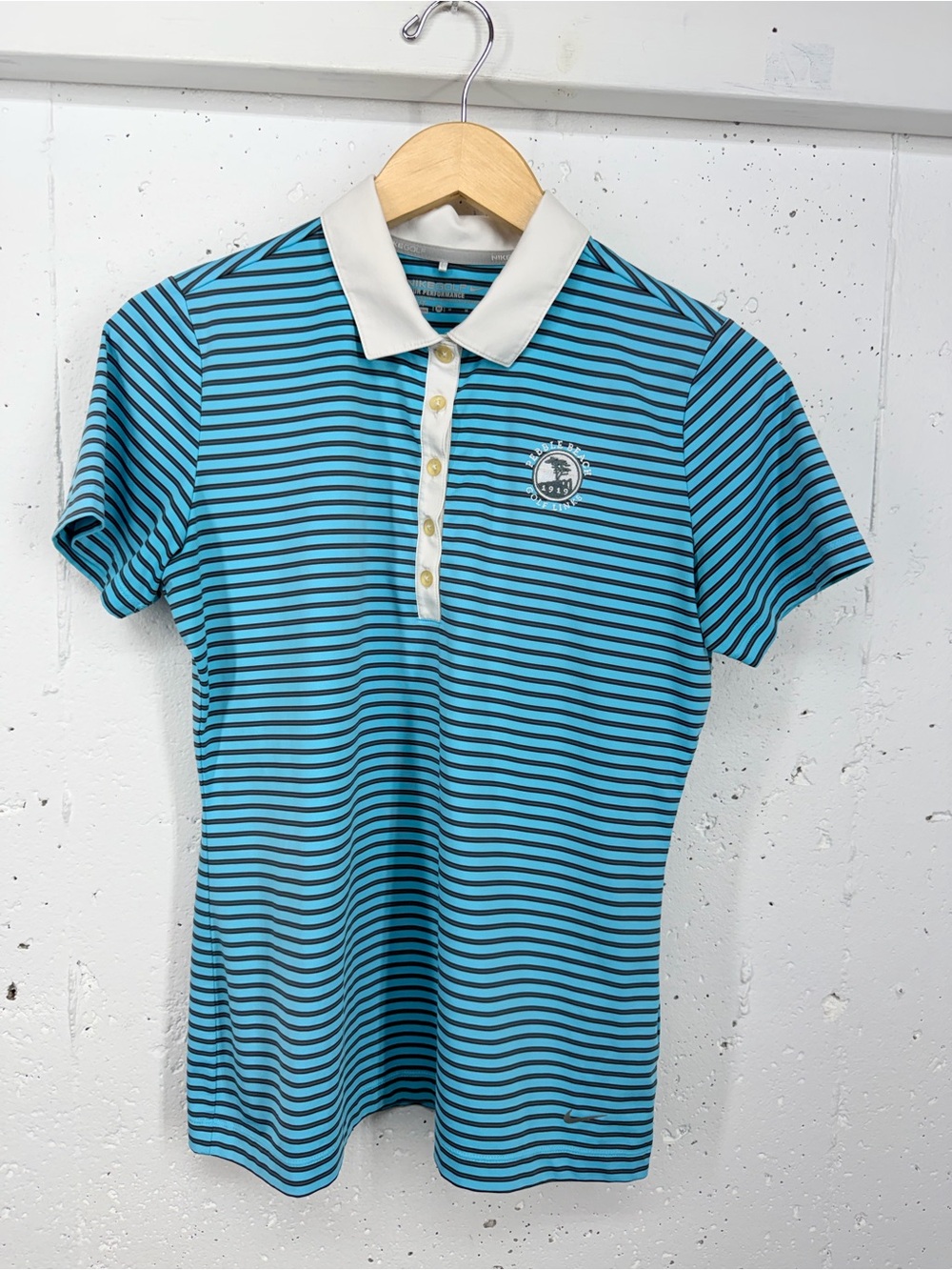 Nike Women’s Medium Pebble Beach Tour Performance Golf Polo Shirt